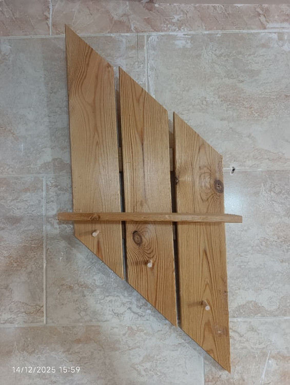 شلف نرده ای لوزی از چوب طبیعی